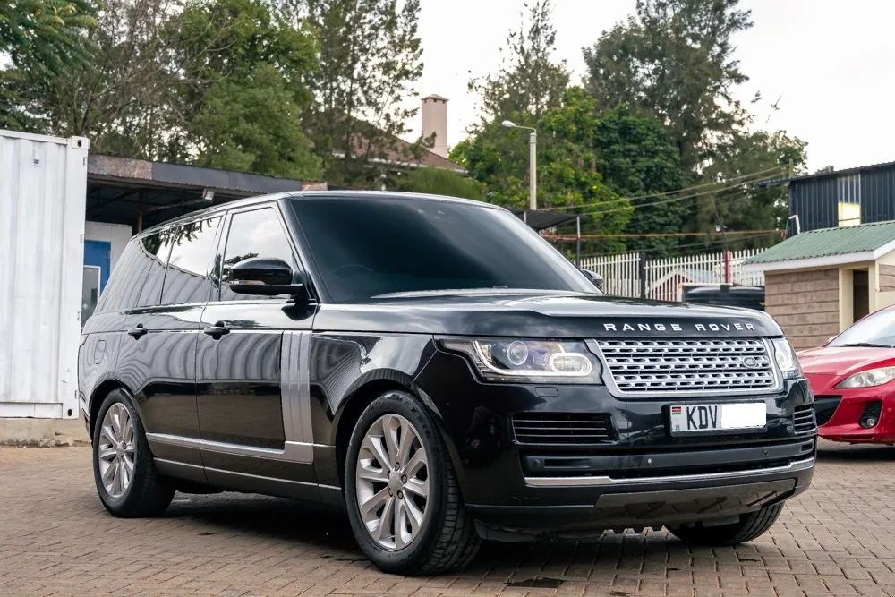 2017 Land Rover RangeRover Vogue in Kenya