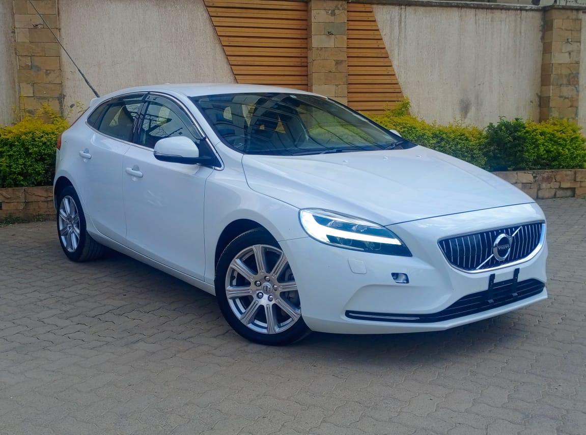 Volvo V40 2017